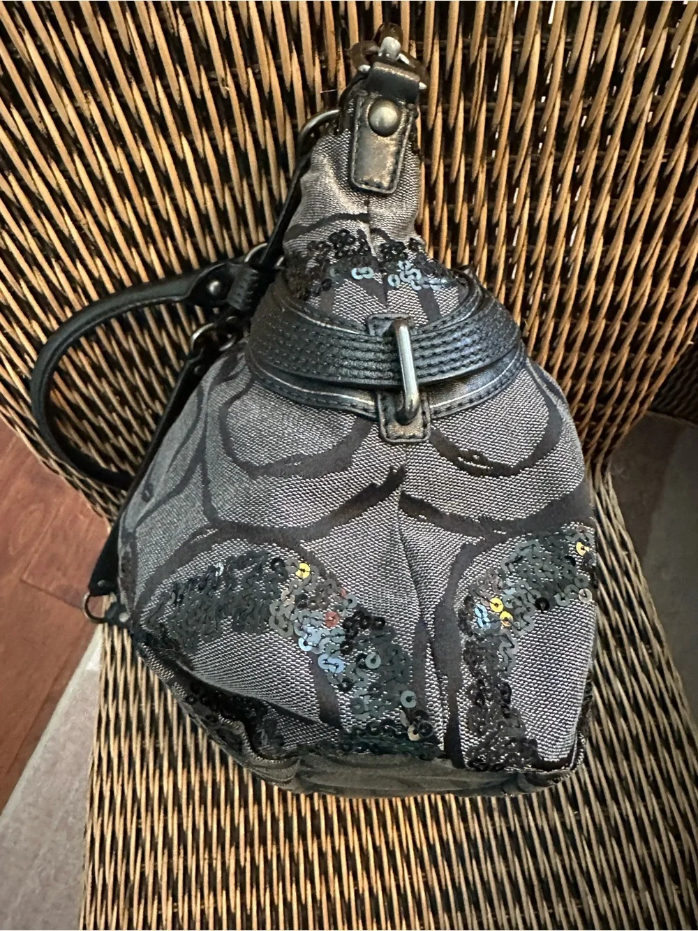 Coach pre loved